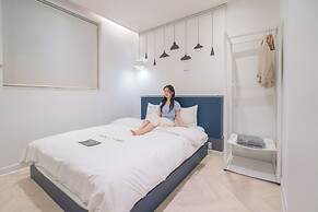Hotel YAM Yeosu Hakdong