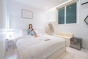 Hotel YAM Yeosu Hakdong