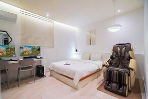 Hotel YAM Yeosu Hakdong