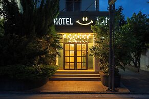 Hotel YAM Yeosu Hakdong