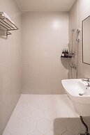 Hotel YAM Yeosu Hakdong