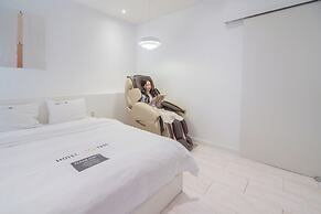 Hotel YAM Yeosu Hakdong