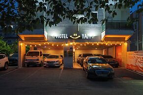 Hotel YAM Yeosu Hakdong