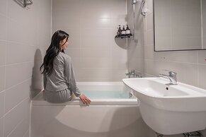 Hotel YAM Yeosu Hakdong