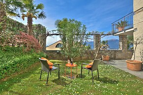 Oasis Panoramic 1BR With Shared Pool