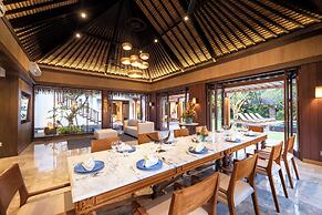 Villa Bangkuang by Nakula
