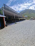 Eagle Resort Hotel and Restaurant