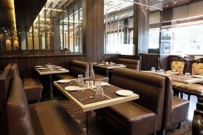 Gold Crest Business Hotel