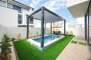 Silk Valley-Luxury 4B with private pool