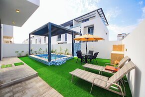 Silk Valley-Luxury 4B with private pool