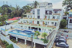 Tagaytay Hotel SixB