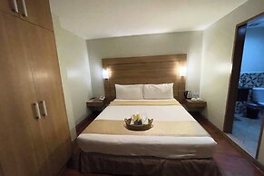 Tagaytay Hotel SixB