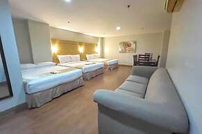 Tagaytay Hotel SixB