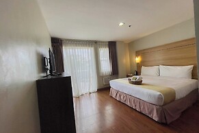 Tagaytay Hotel SixB