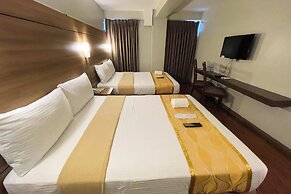 Tagaytay Hotel SixB