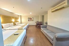 Tagaytay Hotel SixB