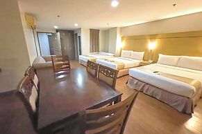 Tagaytay Hotel SixB