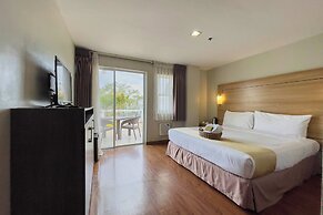 Tagaytay Hotel SixB