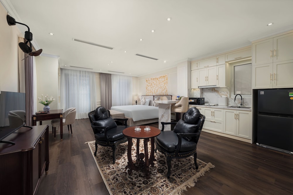 Jade Boutique Hotel