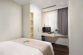 Jade Boutique Hotel