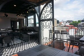Jade Boutique Hotel