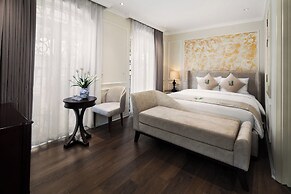 Jade Boutique Hotel