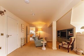 Three Acres Inn & Restaurant