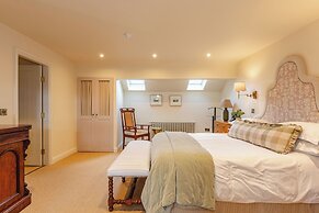 Three Acres Inn & Restaurant