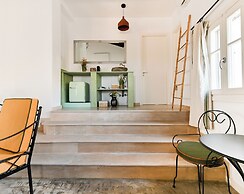 Tepeleni Suites