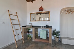 Tepeleni Suites