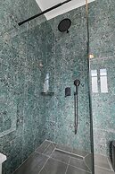 Tepeleni Suites