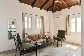 Tepeleni Suites
