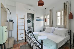 Tepeleni Suites