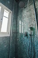 Tepeleni Suites