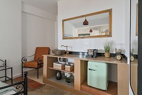 Tepeleni Suites