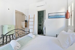 Tepeleni Suites
