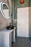 Tepeleni Suites