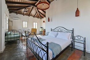 Tepeleni Suites