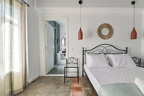 Tepeleni Suites