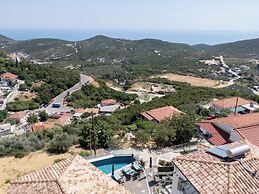 Tepeleni Suites