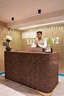 Saltstayz Premier Naraina Central Delhi