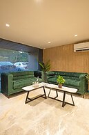 Saltstayz Premier Naraina Central Delhi