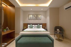 Saltstayz Premier Naraina Central Delhi