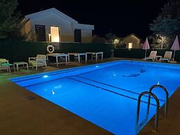 Gold Monami Otel