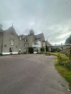 Cluny Hill Hotel