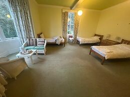 Cluny Hill Hotel