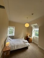 Cluny Hill Hotel