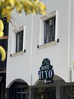 Hotel Tuyo
