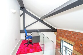 Apartment - Sleeps 4 - Parking - Workspace