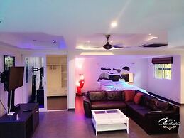 75 sqm Studio Type Jacuzzi Apartment 101a